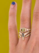Load image into Gallery viewer, &#39;Inara&#39; ring :: Green sapphire and tsavorite
