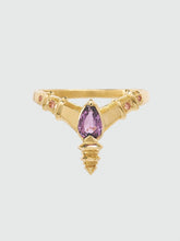 Load image into Gallery viewer, &#39;Inara&#39; ring :: Purple sapphire
