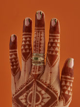Load image into Gallery viewer, &#39;Ita&#39; + &#39;Aalia&#39; stack
