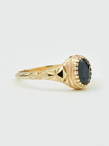 'Vida' Ring | Black Sapphire